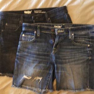 2 pairs boyfriend shorts